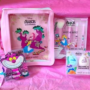 Alice In Wonderland Set 💙
